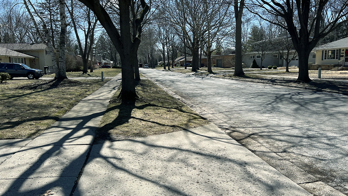 Springing In Spring Springing: Today Somewhere in Upper Midwest – This is Not Cool